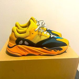 Yeezy 700 Sun WITH BOX